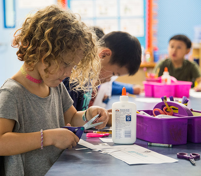 contact-pg-inset-photo Austin Ed Fund. Inspire the Future. Invest in AISD.